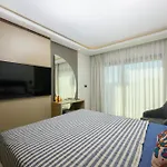 Ayaz Aparthotel 4*